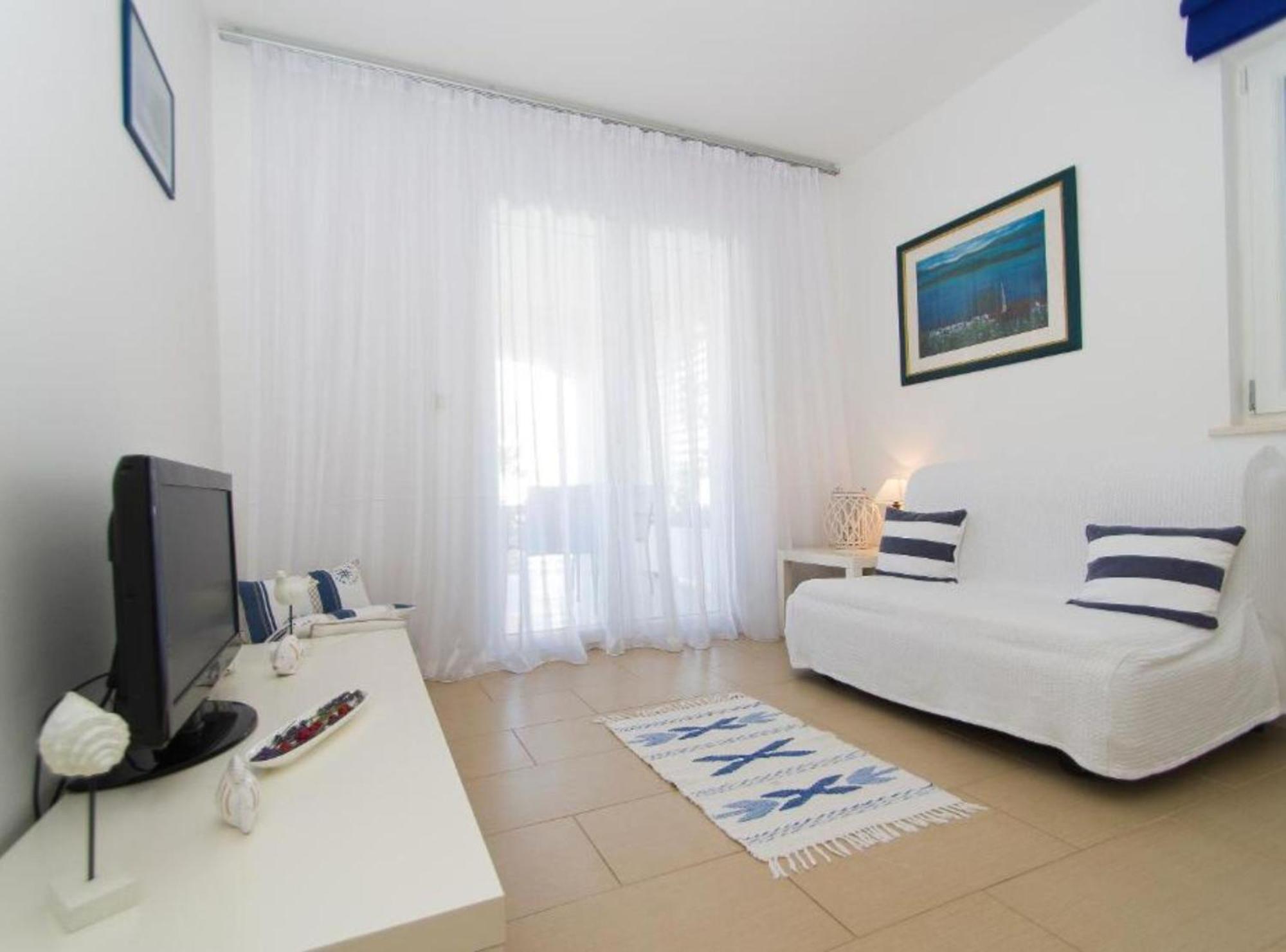 Apartments Villa Olea Lumbarda Exterior foto