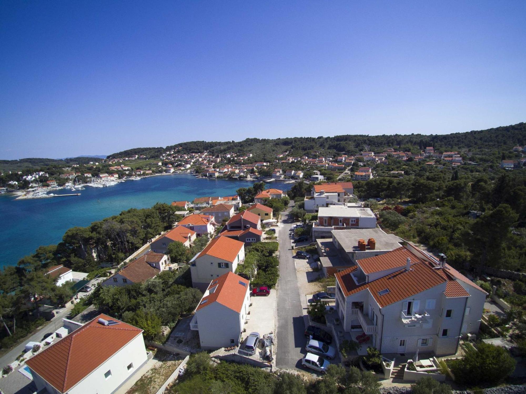 Apartments Villa Olea Lumbarda Exterior foto